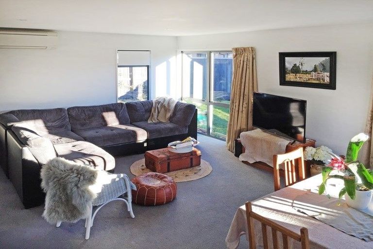 Photo of property in 5a Cone Peak Close, Lake Hayes, Queenstown, 9304