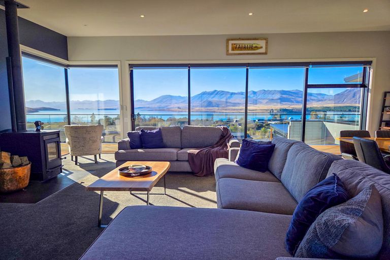 Photo of property in 20 Erebus Place, Lake Tekapo, 7999