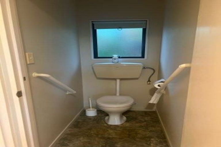 Photo of property in 2 Sunvale Place, Gate Pa, Tauranga, 3112