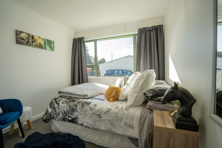 Photo of property in 52 John Street, Winton, 9720