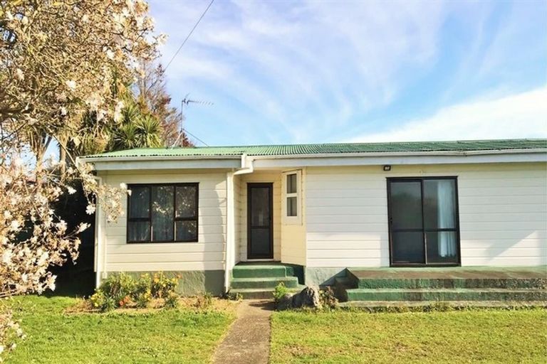 Photo of property in 23 Smiths Avenue, Papakura, 2110