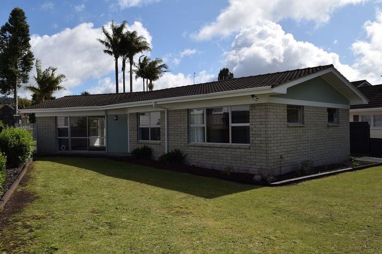 Photo of property in 6 Kotare Crescent, Maunu, Whangarei, 0110