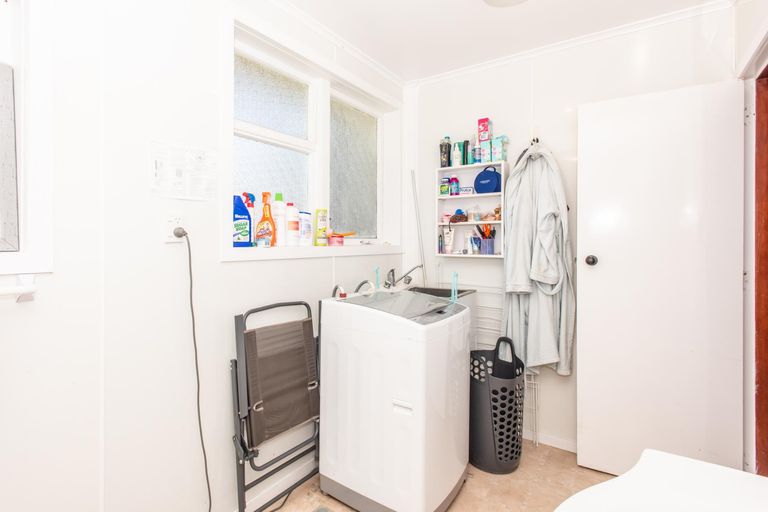 Photo of property in 10 Edison Street, Outer Kaiti, Gisborne, 4010