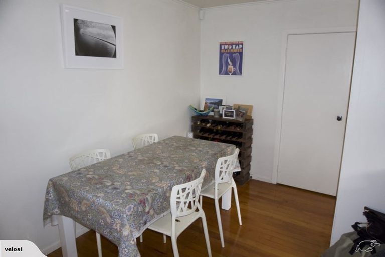 Photo of property in 1/16 Ayrton Street, Te Atatu South, Auckland, 0610