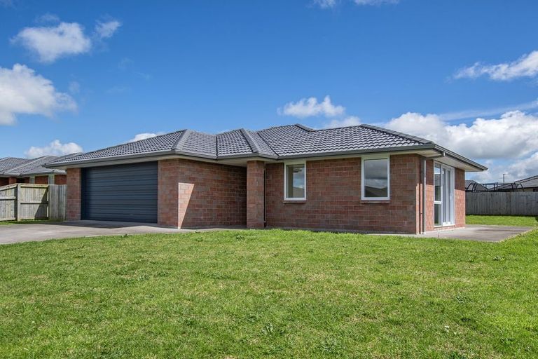 Photo of property in 39 Lake Drive, Tikipunga, Whangarei, 0112