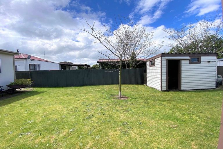 Photo of property in 34 Tennyson Street, Dannevirke, 4930