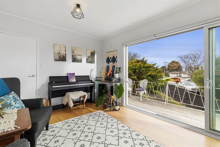 Photo of property in 22 Sunnybrae Road, Hillcrest, Auckland, 0627