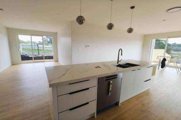 Photo of property in 22 Bela Vista Boulevard, Swanson, Auckland, 0614