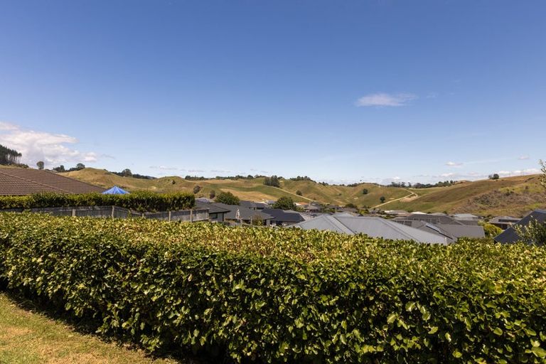 Photo of property in 8 Ballintoy Park Drive, Welcome Bay, Tauranga, 3175