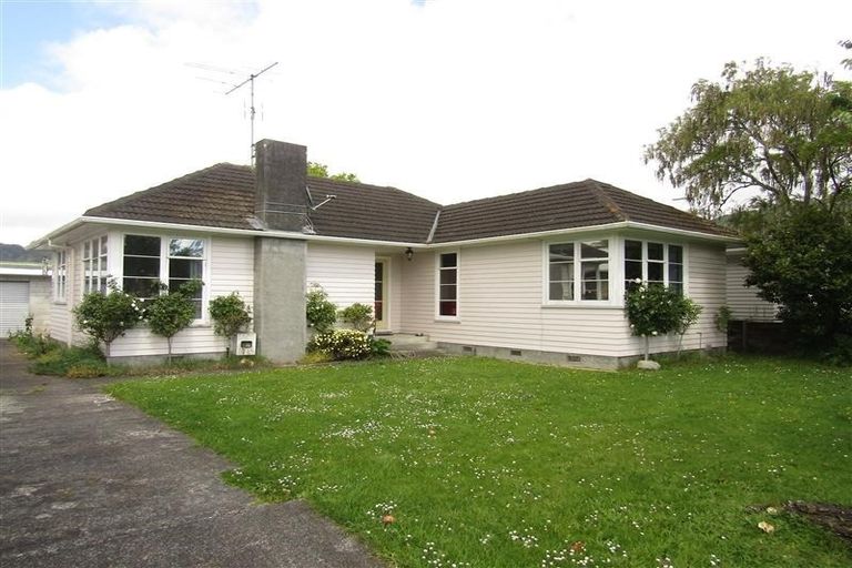 Photo of property in 39 Kiwi Street, Heretaunga, Upper Hutt, 5018