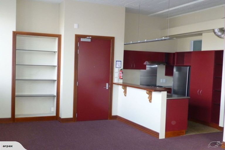 Photo of property in Pirie Street Townhouses, 28/35 Pirie Street, Mount Victoria, Wellington, 6011