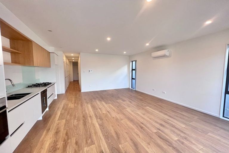 Photo of property in 3 Biokovo Street, Massey, Auckland, 0614