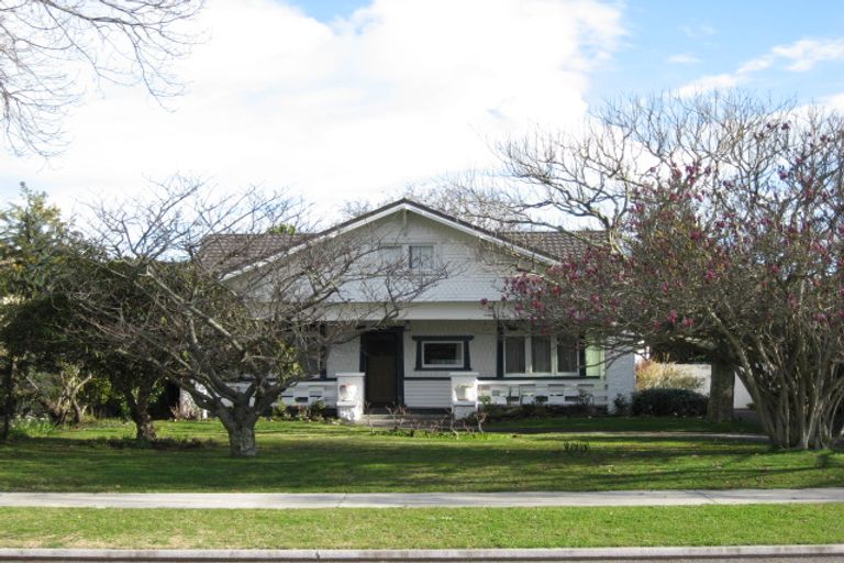 Photo of property in 105 Charlotte Crescent, Mayfair, Hastings, 4122