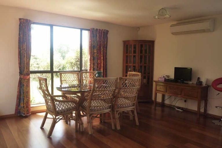 Photo of property in 34 Hanrahan Street, Upper Riccarton, Christchurch, 8041