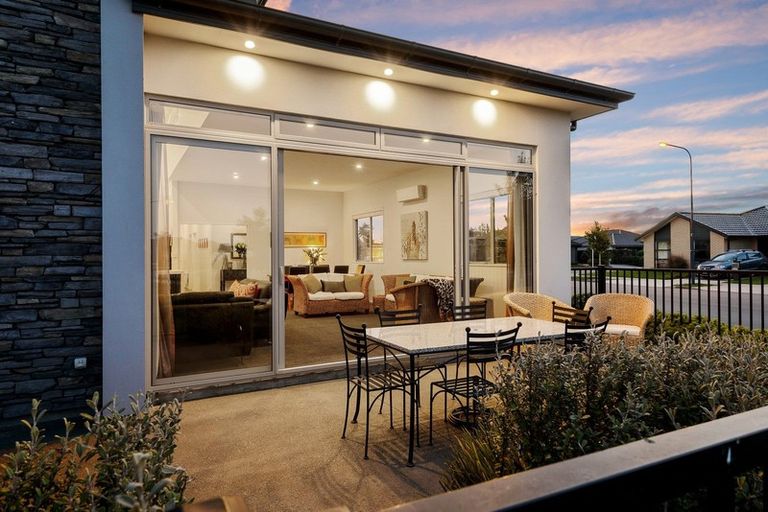 Photo of property in 18 Silverstream Boulevard, Kaiapoi, 7630