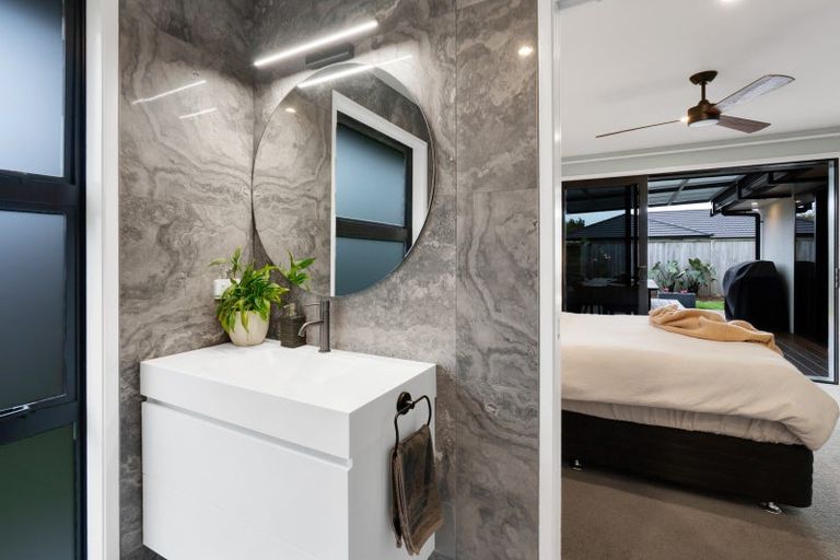 Photo of property in 7 Hodge Park Lane, Inglewood, 4330