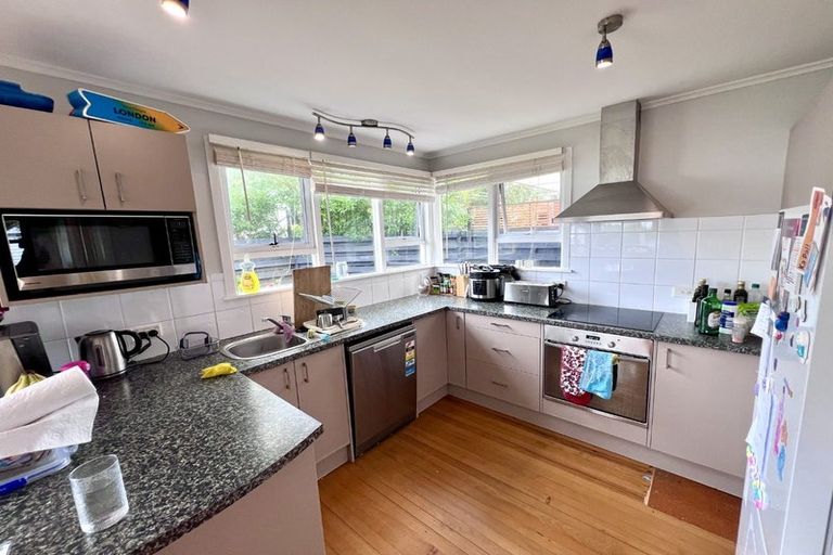 Photo of property in 1/7 Gordon Avenue, Forrest Hill, Auckland, 0620