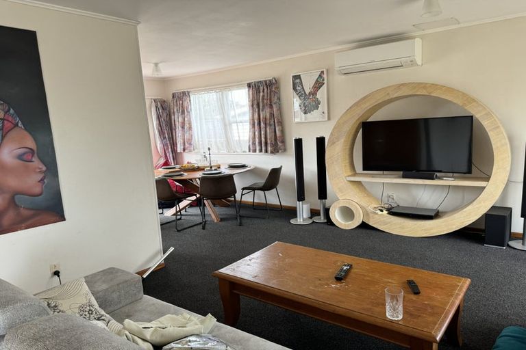 Photo of property in 42 Beeston Crescent, Manurewa, Auckland, 2102