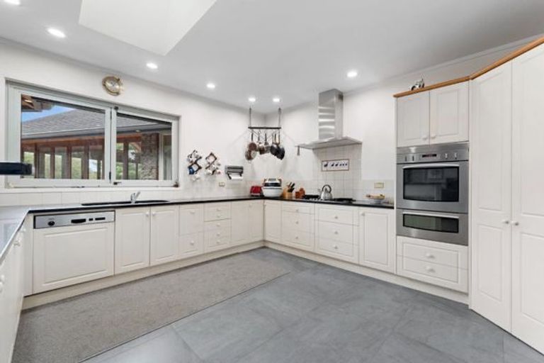 Photo of property in 40 Foster Road, Kumeu, 0891