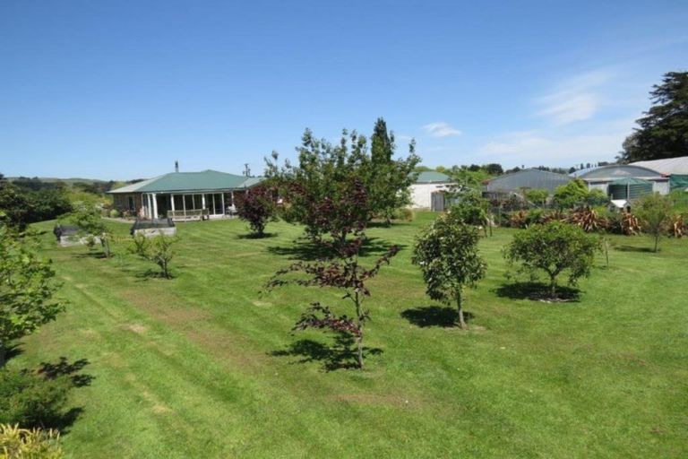 Photo of property in 28 West Road, Mangatainoka, Pahiatua, 4982