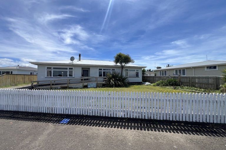Photo of property in 39 Christian Street, Dannevirke, 4930