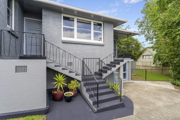 Photo of property in 86a Winara Avenue, Waikanae, 5036