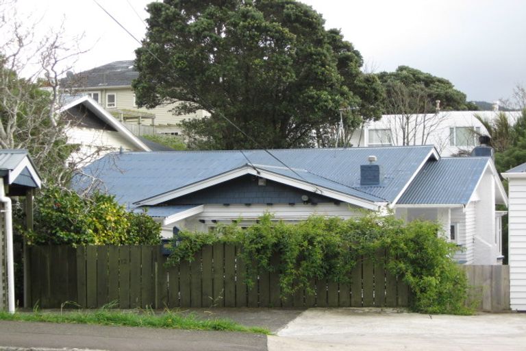 Photo of property in 12 Flers Street, Karori, Wellington, 6012