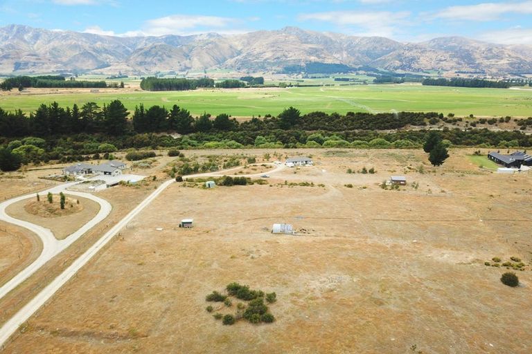 Photo of property in 134 Te Awa Road, Albert Town, Wanaka, 9382