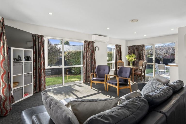 Photo of property in 7 Castleview Lane, Heathcote Valley, Christchurch, 8022