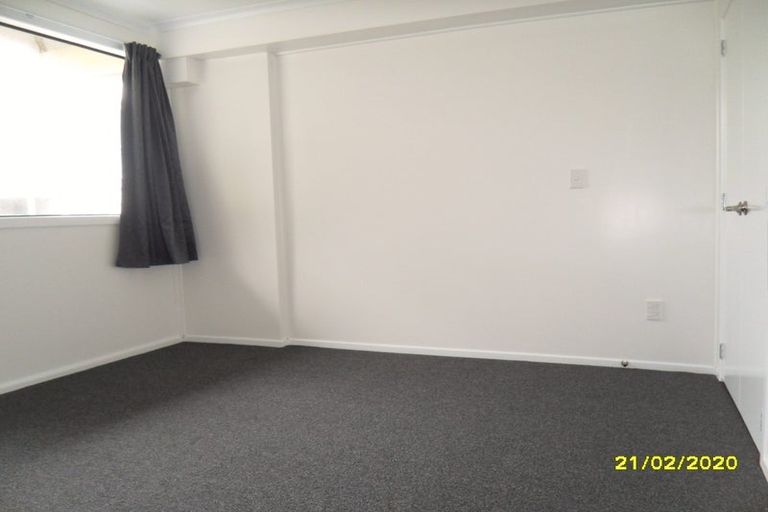 Photo of property in 4 London Road, Korokoro, Lower Hutt, 5012