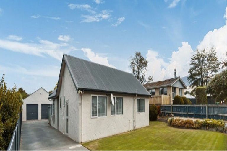 Photo of property in 3 Coleraine Street, Cromwell, 9310