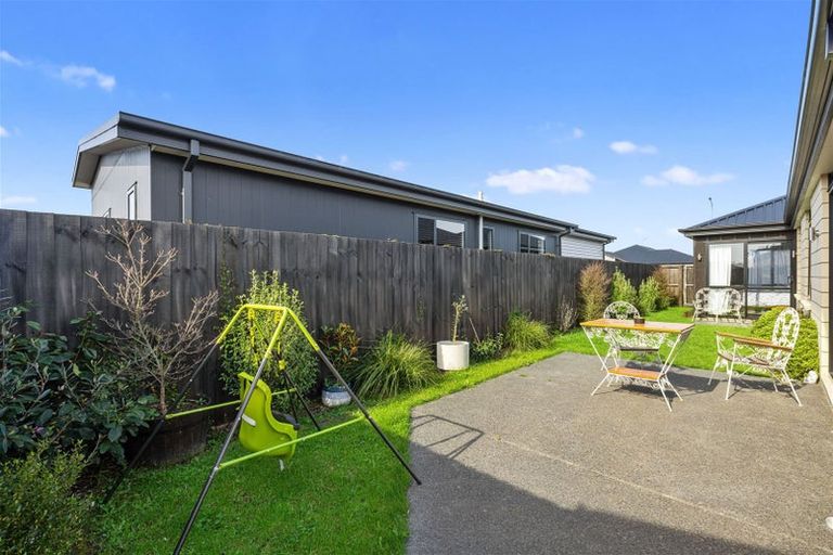 Photo of property in 15 Romney Drive, Belfast, Christchurch, 8051