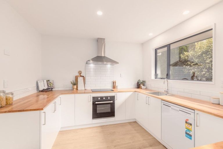 Photo of property in 122a Halswell Junction Road, Halswell, Christchurch, 8025