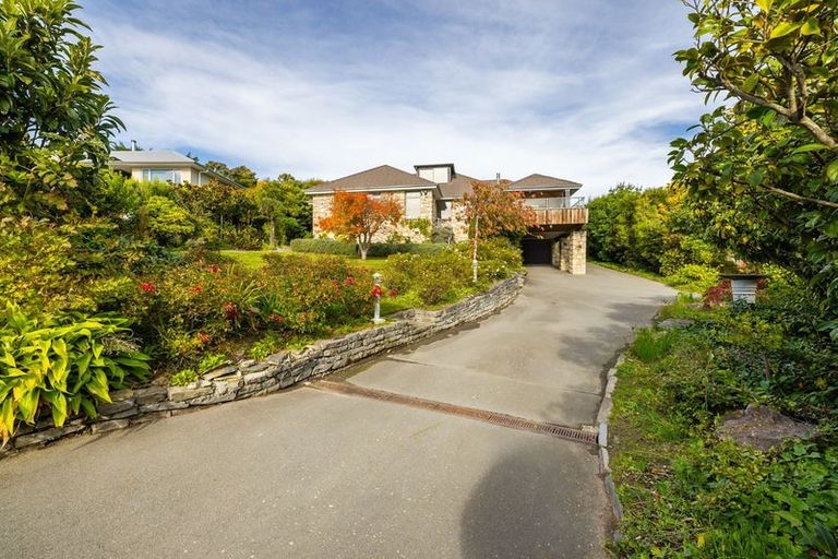 Photo of property in 8 The Rise, Mount Pleasant, Christchurch, 8081