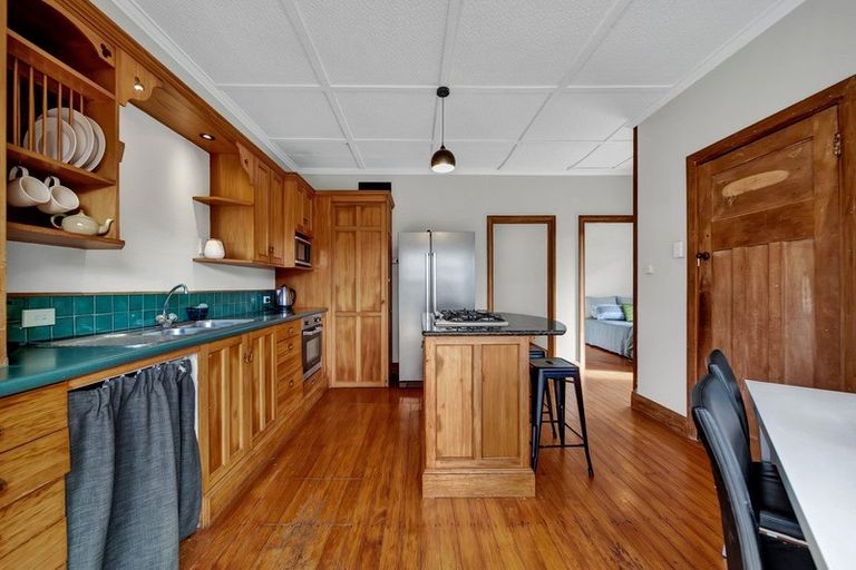 Photo of property in 31 Lyn Street, Lynmouth, New Plymouth, 4310