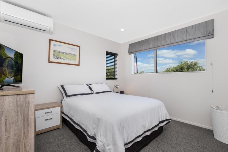 Photo of property in 11 Springcrest Drive, Karaka, Papakura, 2113