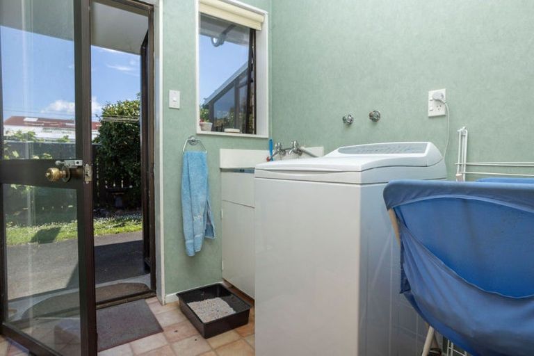 Photo of property in 17 Trafalgar Street, Dannevirke, 4930