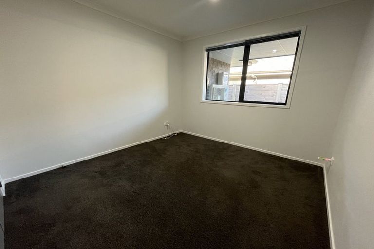 Photo of property in 12 Tide Lane, Whitby, Porirua, 5024
