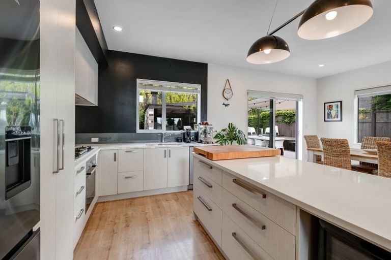 Photo of property in 9 Ruth Craig Place, Stanmore Bay, Whangaparaoa, 0932