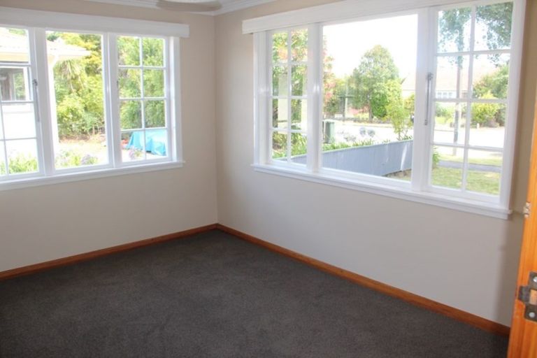 Photo of property in 22 Park Road, West End, Palmerston North, 4412
