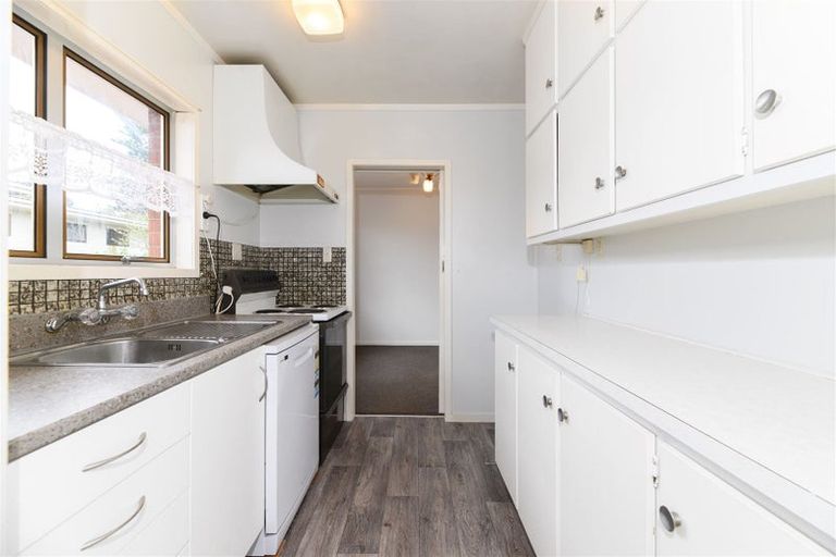 Photo of property in 2/17 Quebec Road, Milford, Auckland, 0620