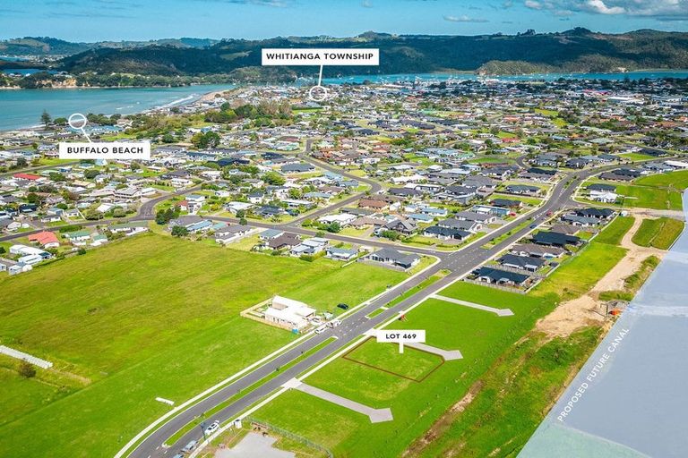 Photo of property in 171 Kupe Drive, Whitianga, 3510