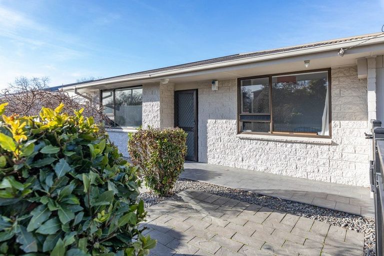 Photo of property in 48 Abberley Crescent, St Albans, Christchurch, 8014