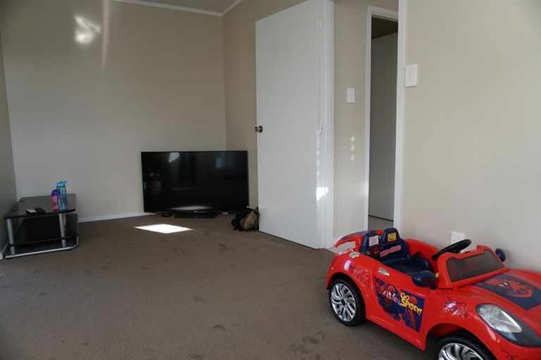 Photo of property in 1/207 Bucklands Beach Road, Bucklands Beach, Auckland, 2012