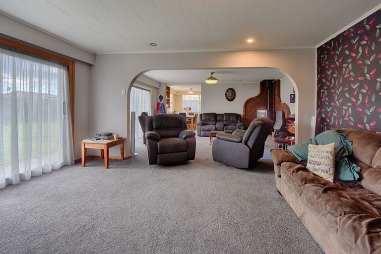 Photo of property in 90 Kitchener Street, Gore, 9710