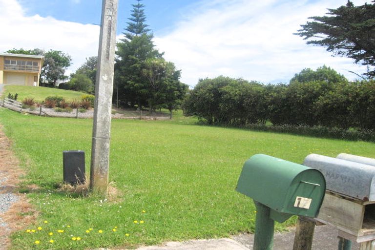 Photo of property in 15 Marchant Road, Hihi, Mangonui, 0494
