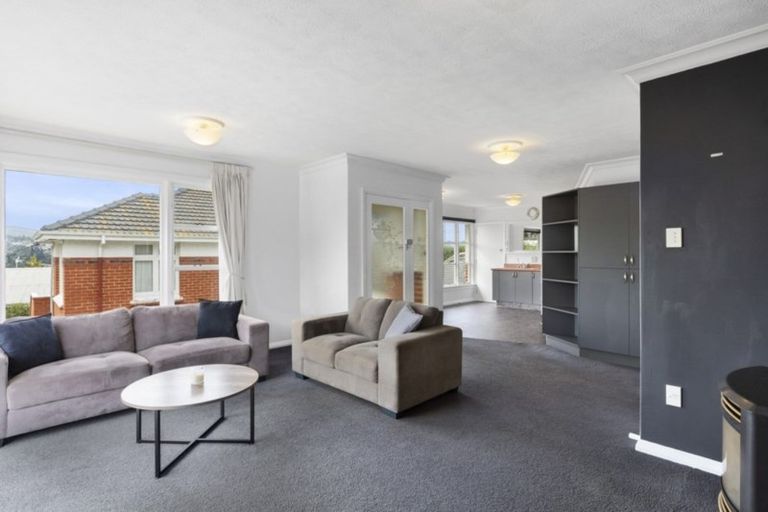 Photo of property in 83 Easther Crescent, Kew, Dunedin, 9012