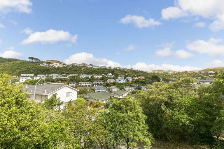 Photo of property in 11 Tralee Place, Johnsonville, Wellington, 6037