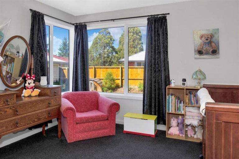 Photo of property in 13 Church Street, Oxford, 7430