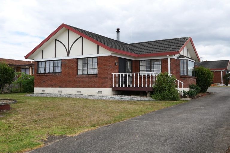 Photo of property in 1/205 Queen Street, Pukekohe, 2120